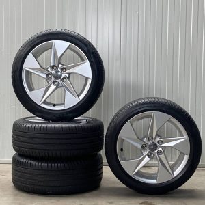 Originele Audi velgen met Pirelli zomerbanden