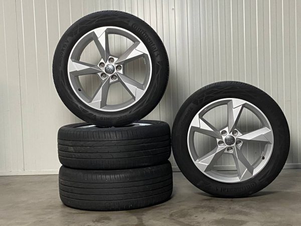 Originele Audi velgen met zomerbanden – Nieuwe staat