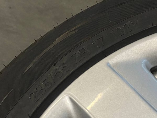 Originele Audi velgen met zomerbanden – Nieuwstaat - Afbeelding 3
