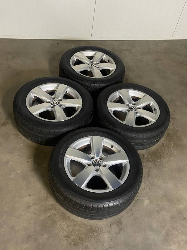 Originele VW velgen met zomerbanden - Afbeelding 6