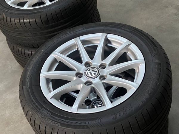 Originele Audi velgen met zomerbanden – Nieuwstaat - Afbeelding 2