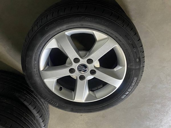 Originele Skoda Octavia Velgen met Zomerbanden - Afbeelding 4