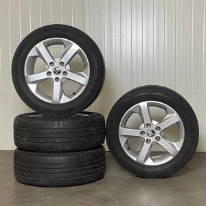 Originele Skoda Octavia Velgen met Zomerbanden